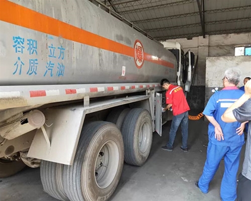 汽油運(yùn)輸車(chē)油氣回收檢測(cè)